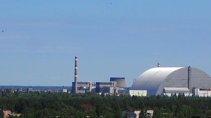 Droonirünnaku järel tekkinud kahjustus võib Tšernobõlis põhjustada radiatsioonilekke