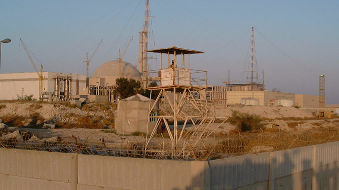 Trump kaalub „enesetapumissiooni” Iraani sisemaale, et hõivata 450 kilogrammi uraani