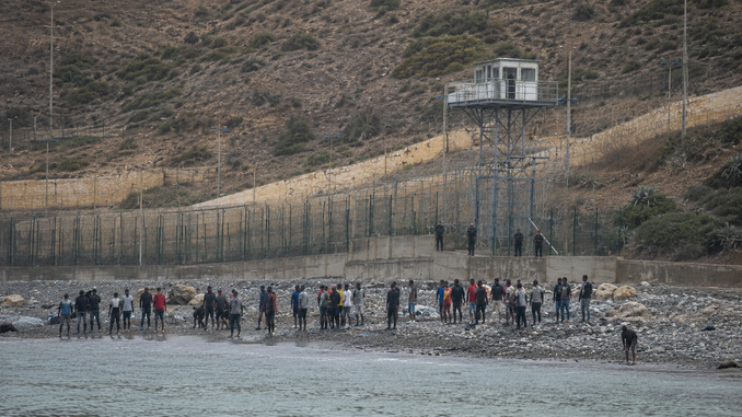 Rootsi peaminister: Hispaania migrantide amnestia võib korrata 2015. aasta rändekriisi